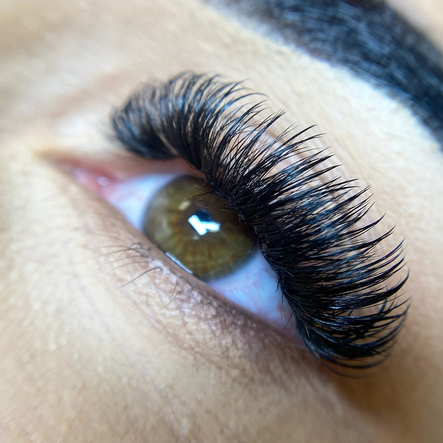 11D Wispy Lashes - Image 3