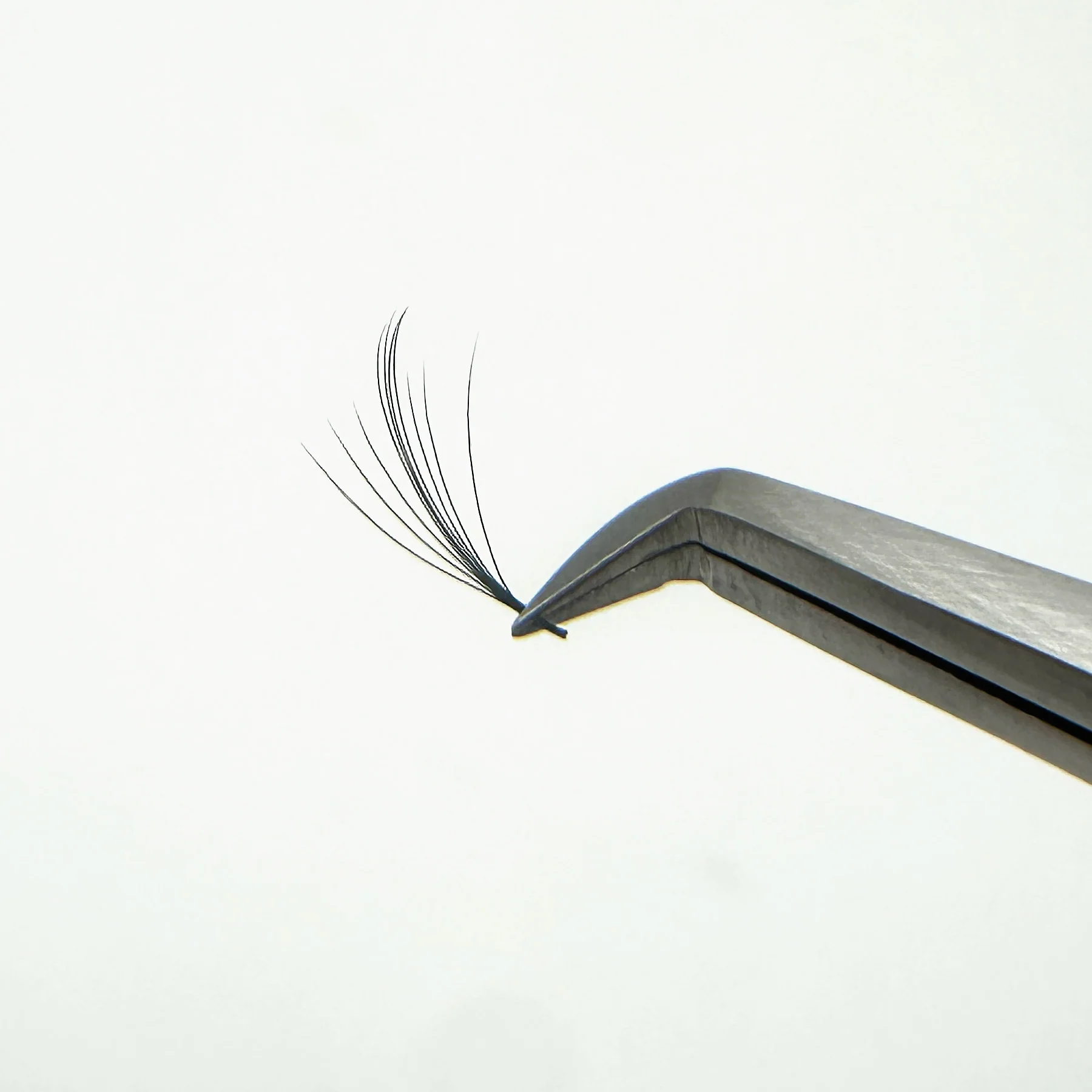 7D Wispy Lashes - Image 4