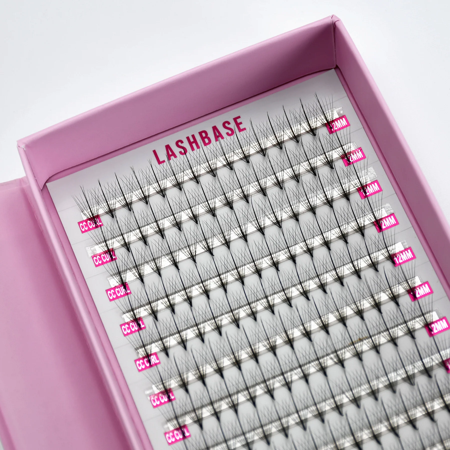 9D Wispy Lashes - Image 2