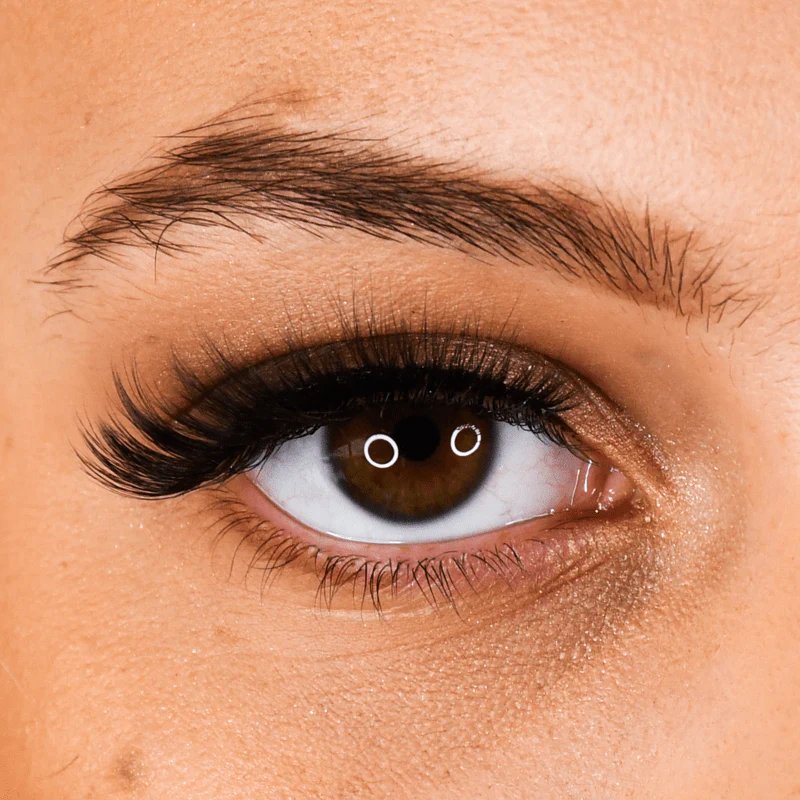LB08 Volume Strip Lashes - Image 3